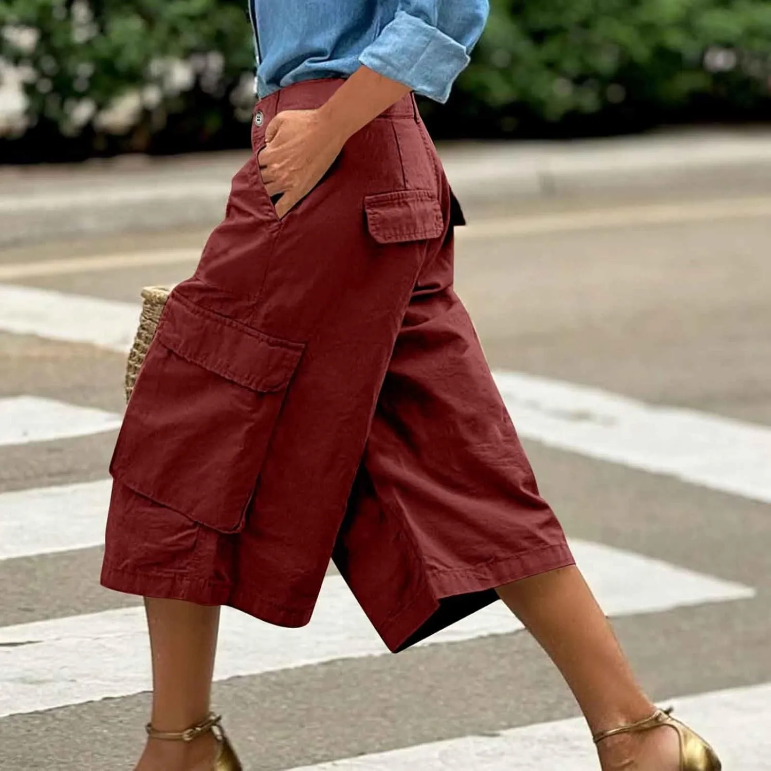Cargo Capris for Women Stretch Wide Leg Hiking Pants Lightweight Quick Dry Baggy Cargo Pants with Pockets