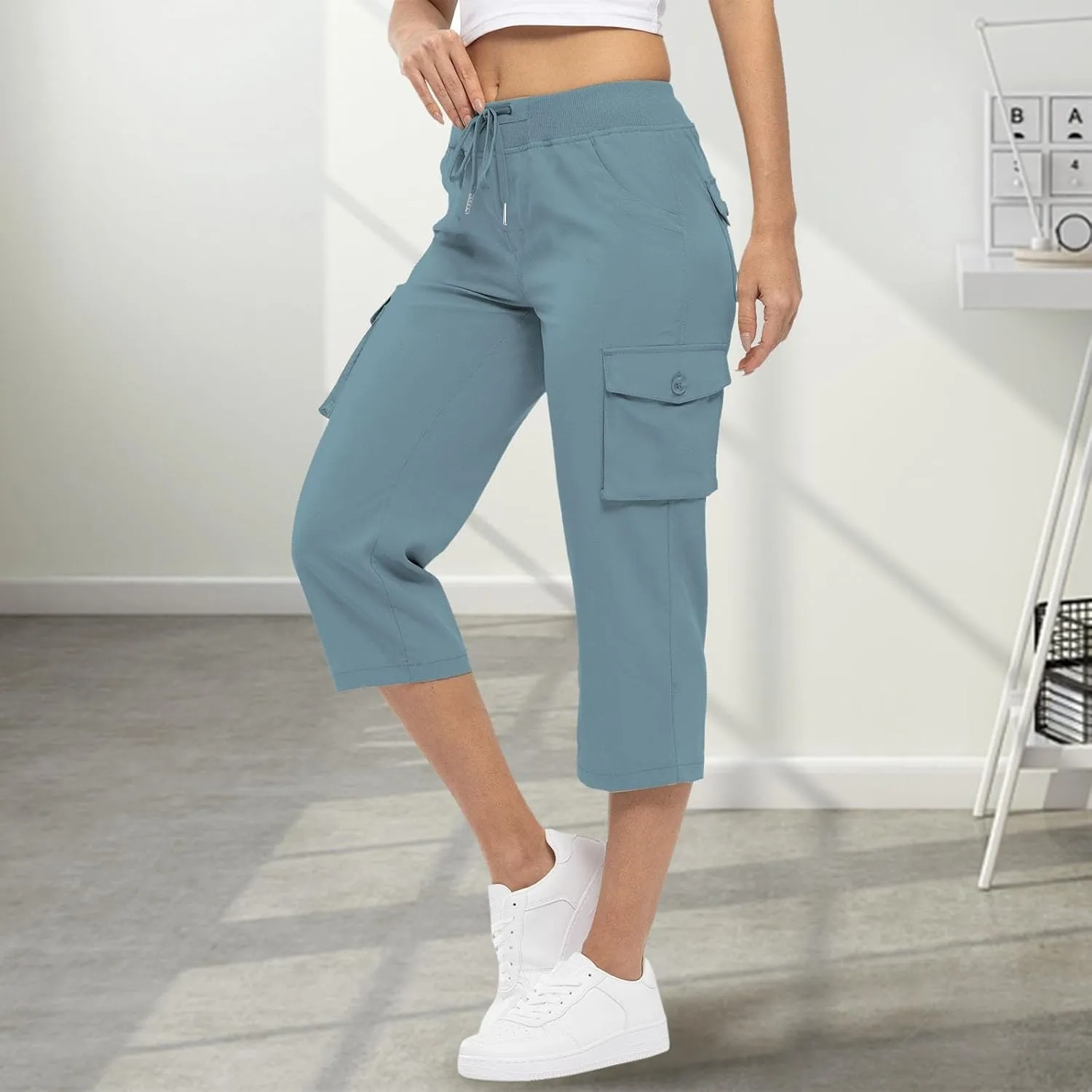 Cargo Capris for Women with Pockets Cropped Jogger Cargo Pants Plus Size Lightweight Capri Cargos Trousers