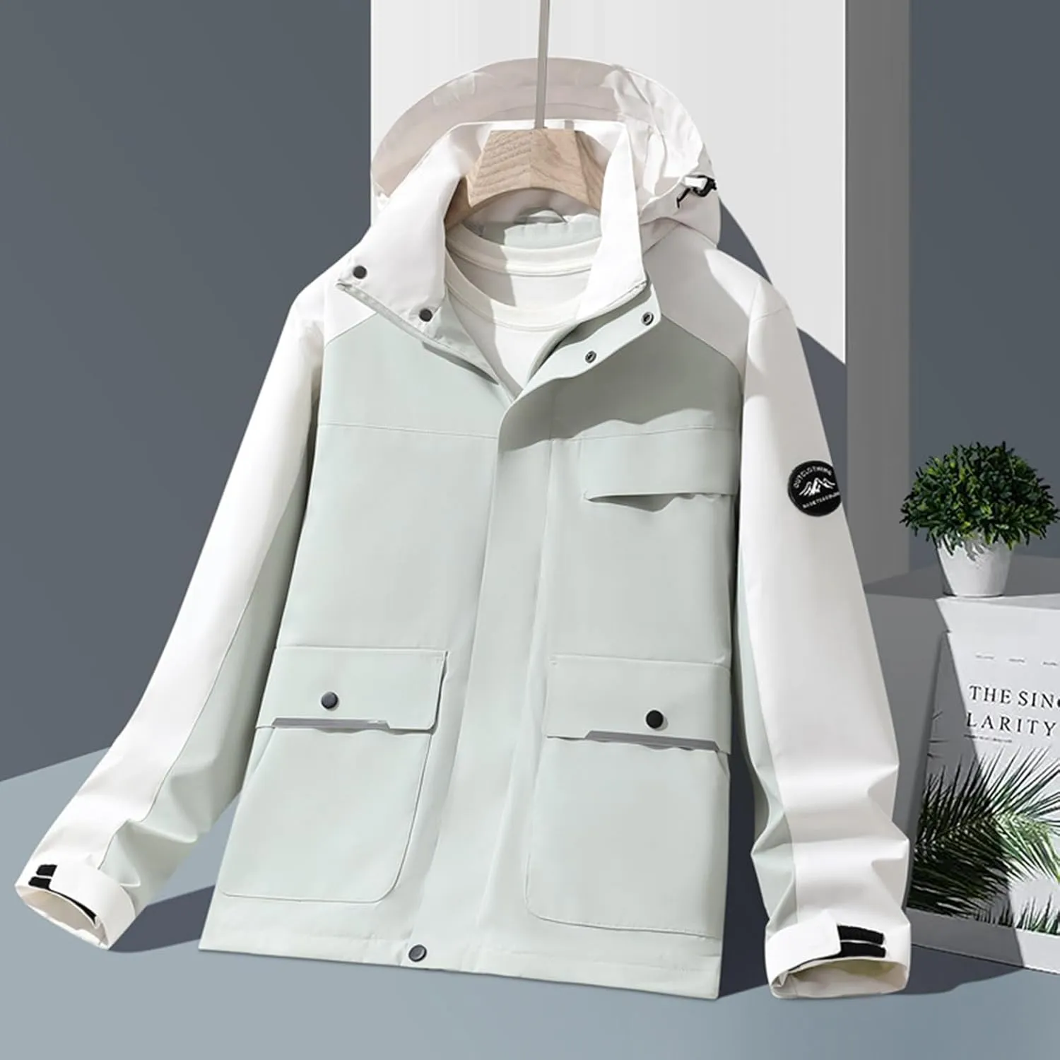Lightweight Windbreakers for Running Men Packable Water-Resistan Outdoor Hooded Hardshell Climbing Jacket for Hiking, Travel