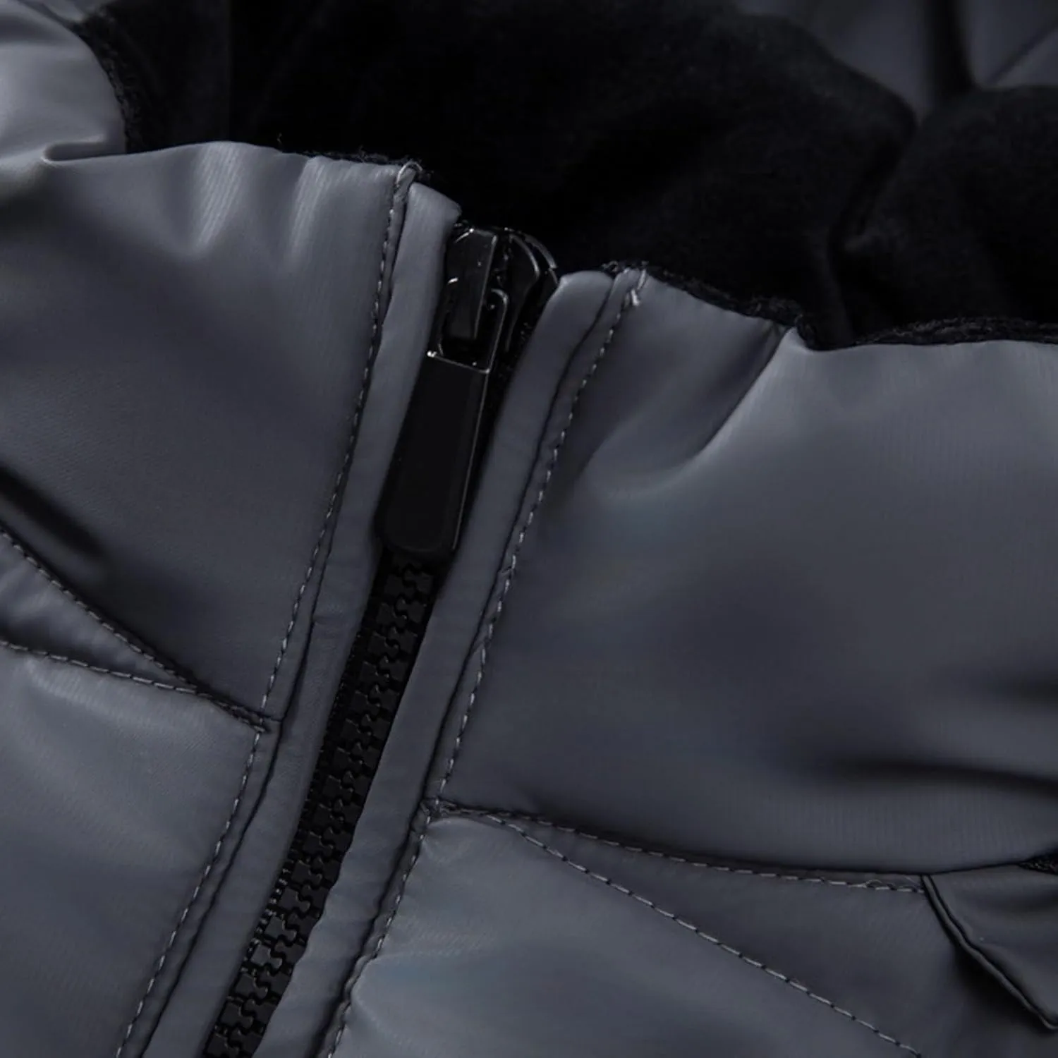 Men Puffer Jacket Hooded Full Zip Water-Resistant Puffy Jacket Quilted Lined Winter Down Coats Outerwear with Pockets