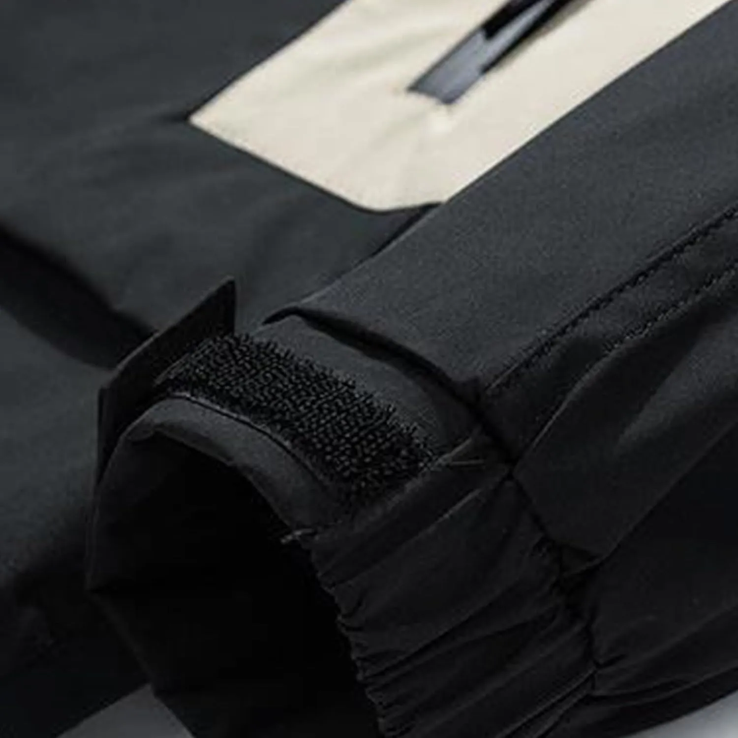 Men's Oversized Rain Jacket with Pockets Lightweight Zip Up Long Sleeve Windbreaker 2024 Fall Fashion Hooded Raincoat